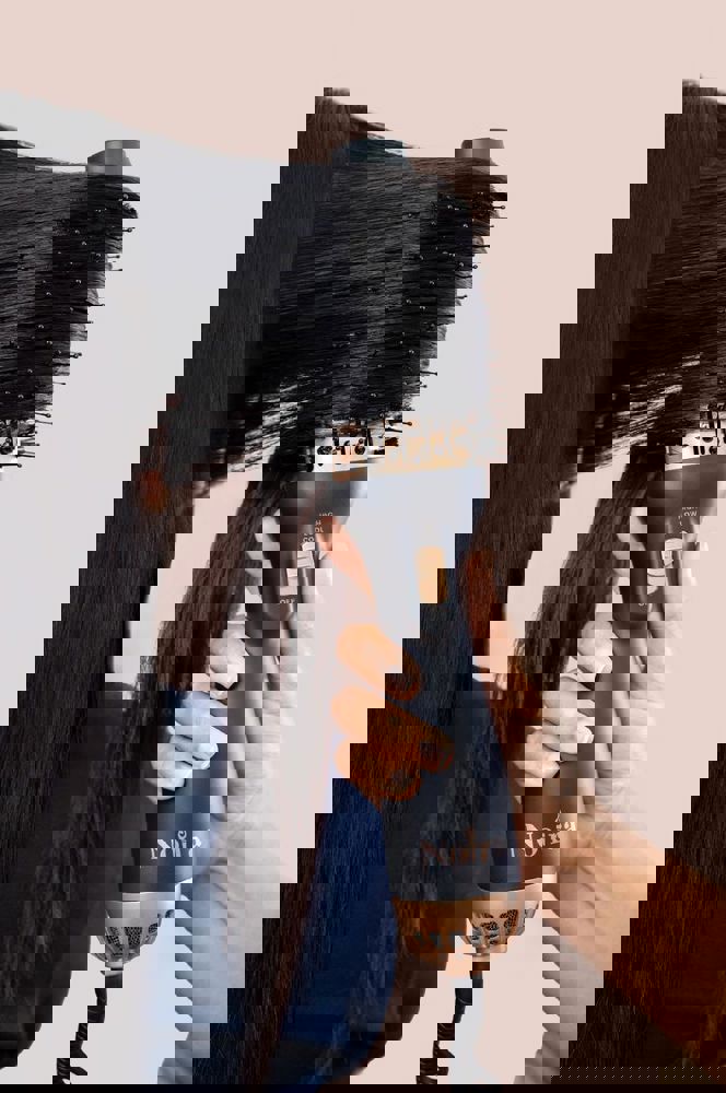 Noira hot air brush style & volume